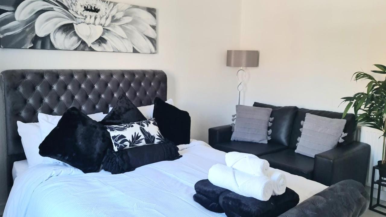 Immaculate 3-Bedrooms Dundee Apartment Exterior foto