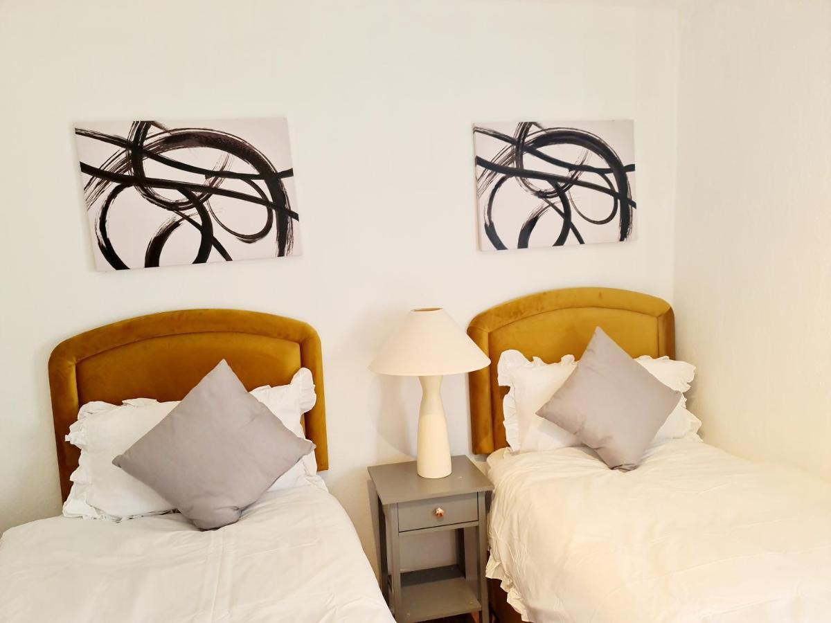 Immaculate 3-Bedrooms Dundee Apartment Exterior foto